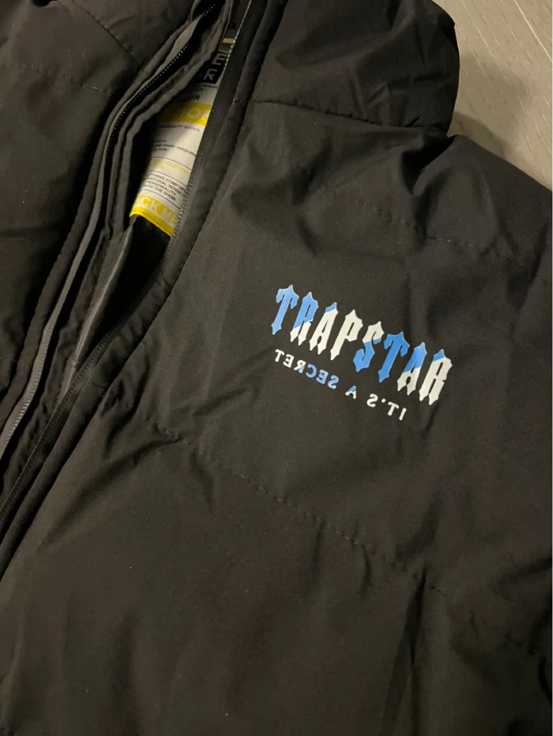 Trapstar Irongate Detachable Hooded Puffer Jacket image indicator(2)