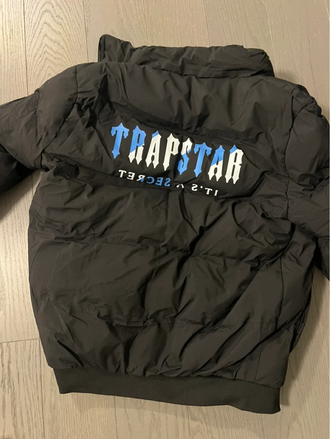 Trapstar Irongate Detachable Hooded Puffer Jacket image indicator(5)
