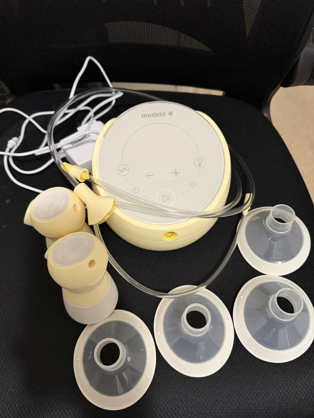 Medela Sonata Breast Pump with PersonalFit Flex