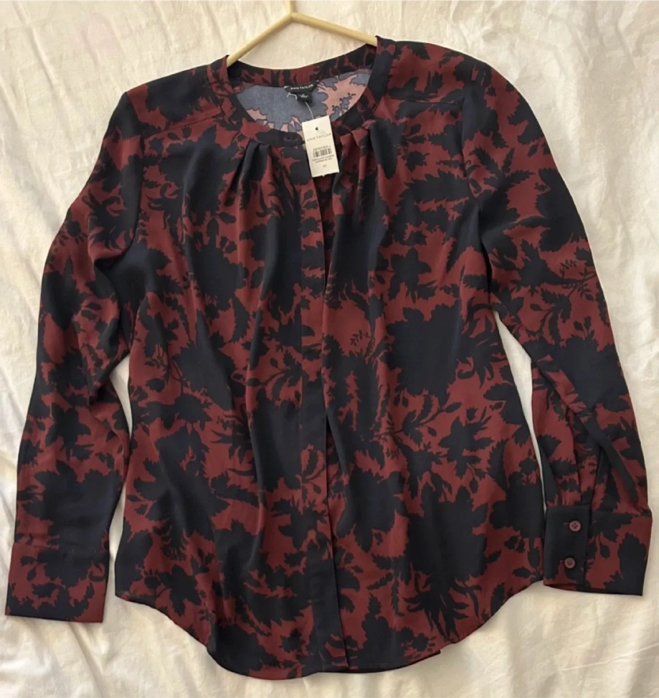Ann Taylor Floral Print Blouse - Size M image indicator(2)