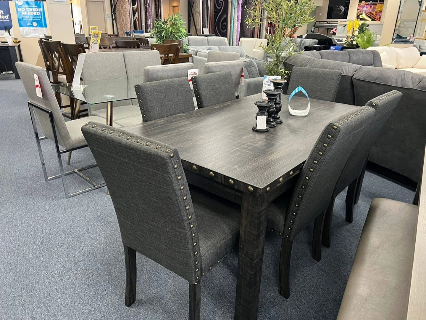 Dining Table with 6 Chairs & Bench