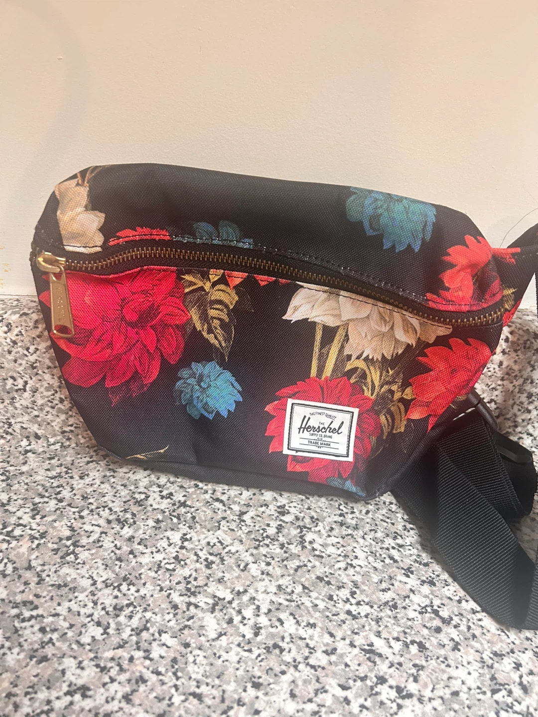 Herschel Fifteen Hip Pack, vintage floral black - photo 4