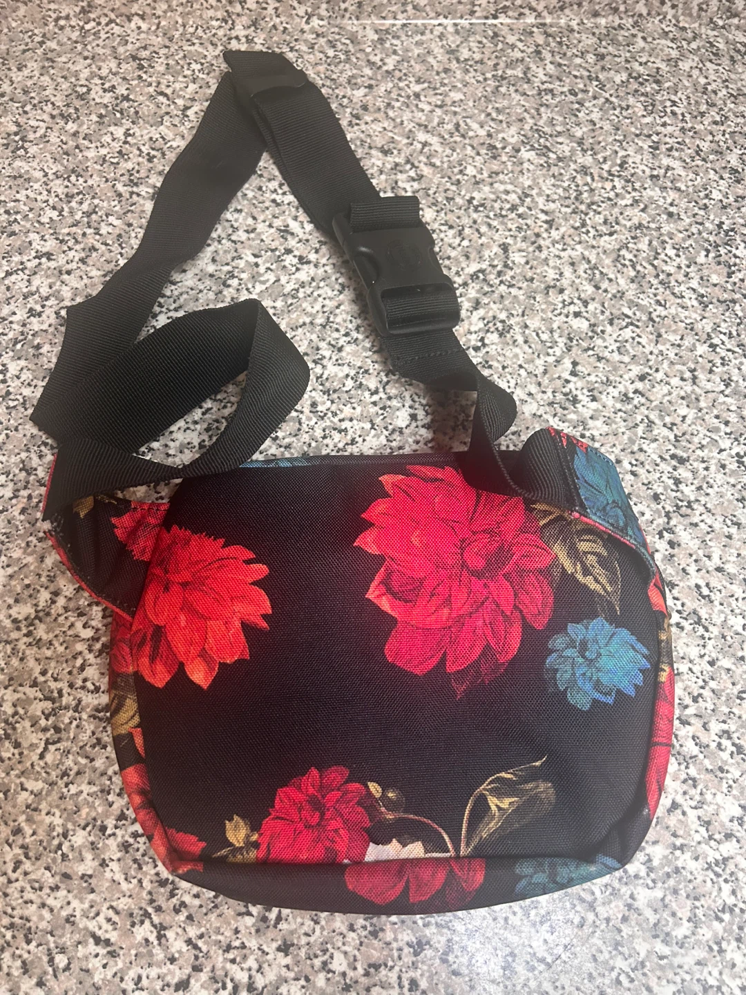 Herschel Fifteen Hip Pack, vintage floral black - photo 3