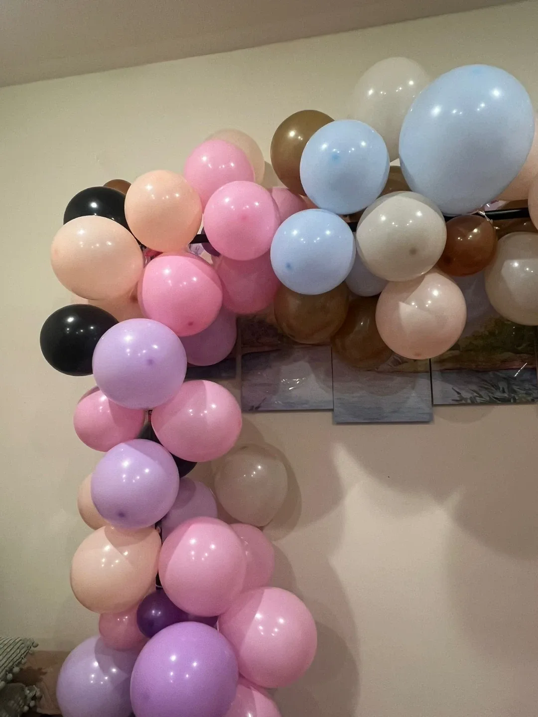 Free balloons arch / garland ( no holds ) image indicator(3)