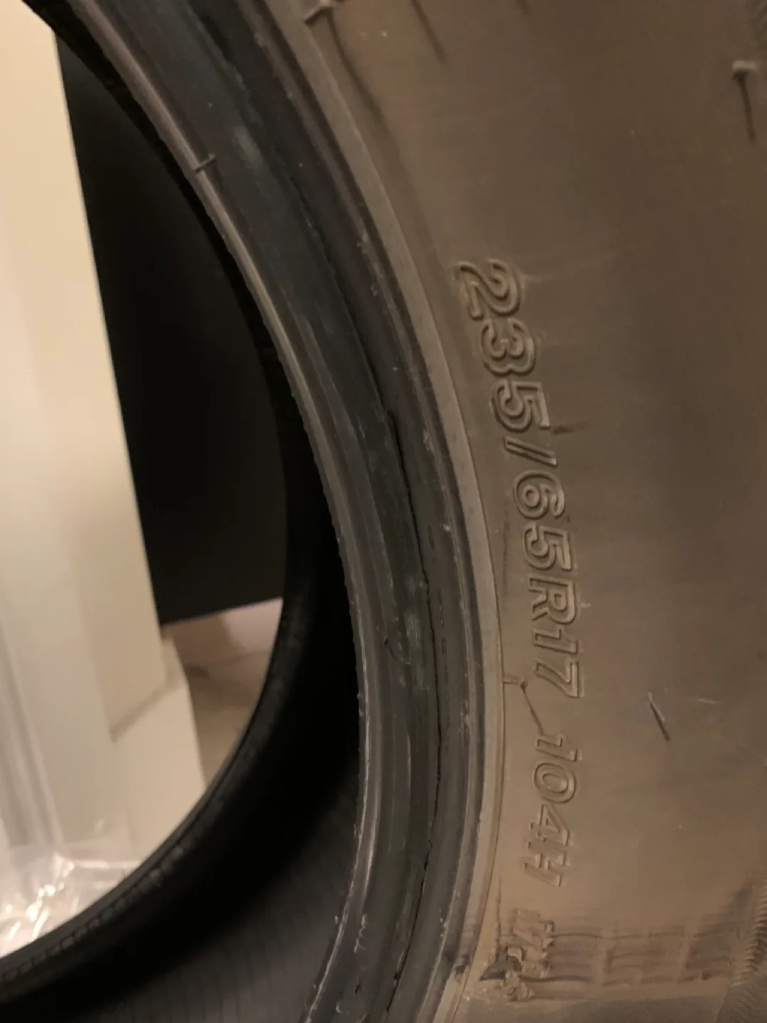 4 Bridgestone Ecopia HL-422 Plus Tire 235/65R17 image indicator(4)