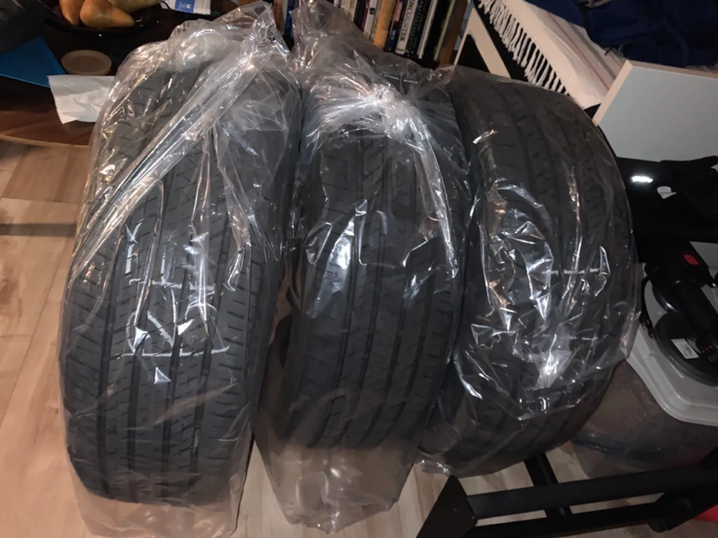 4 Bridgestone Ecopia HL-422 Plus Tire 235/65R17 image indicator(9)