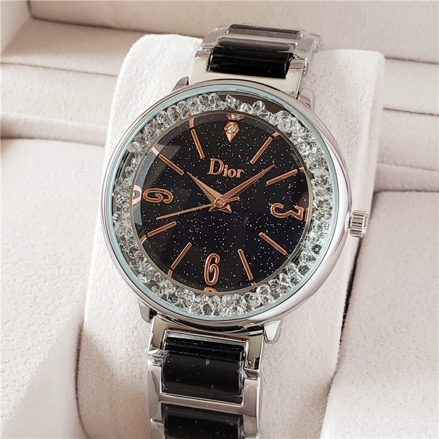 Dior Women's Watch - Stylish Timepiece