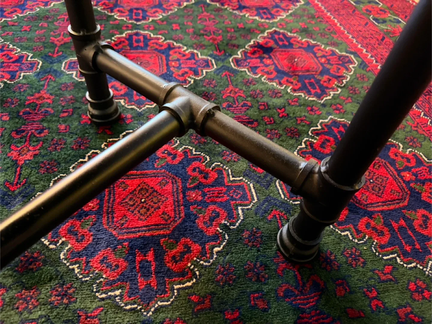 Live Edge walnut coffee table - 47.24 inch X 15.75 in h image indicator(3)