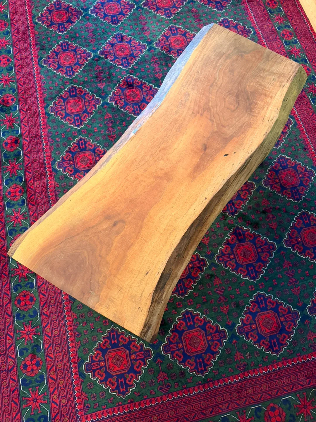 Live Edge walnut coffee table - 47.24 inch X 15.75 in h image indicator(2)