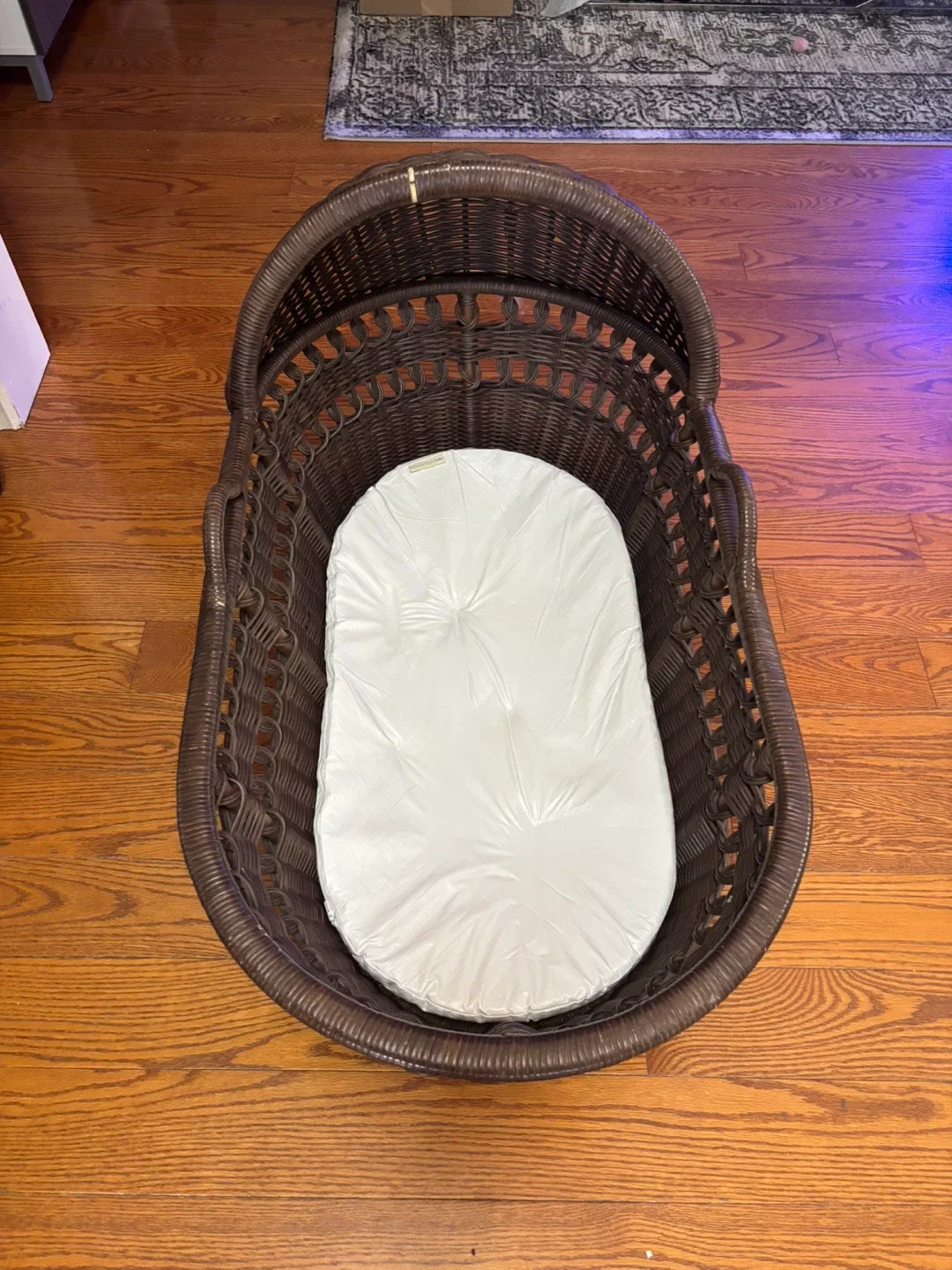 Wicker Bassinet - Brown image indicator(3)