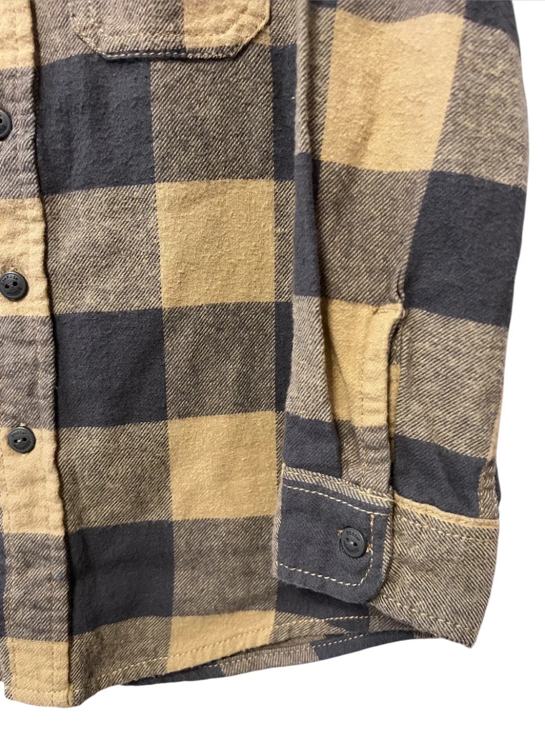 OshKosh B’gosh Boys Flannel Shirt – Size 5 (Brand New with Tag!) image indicator(3)