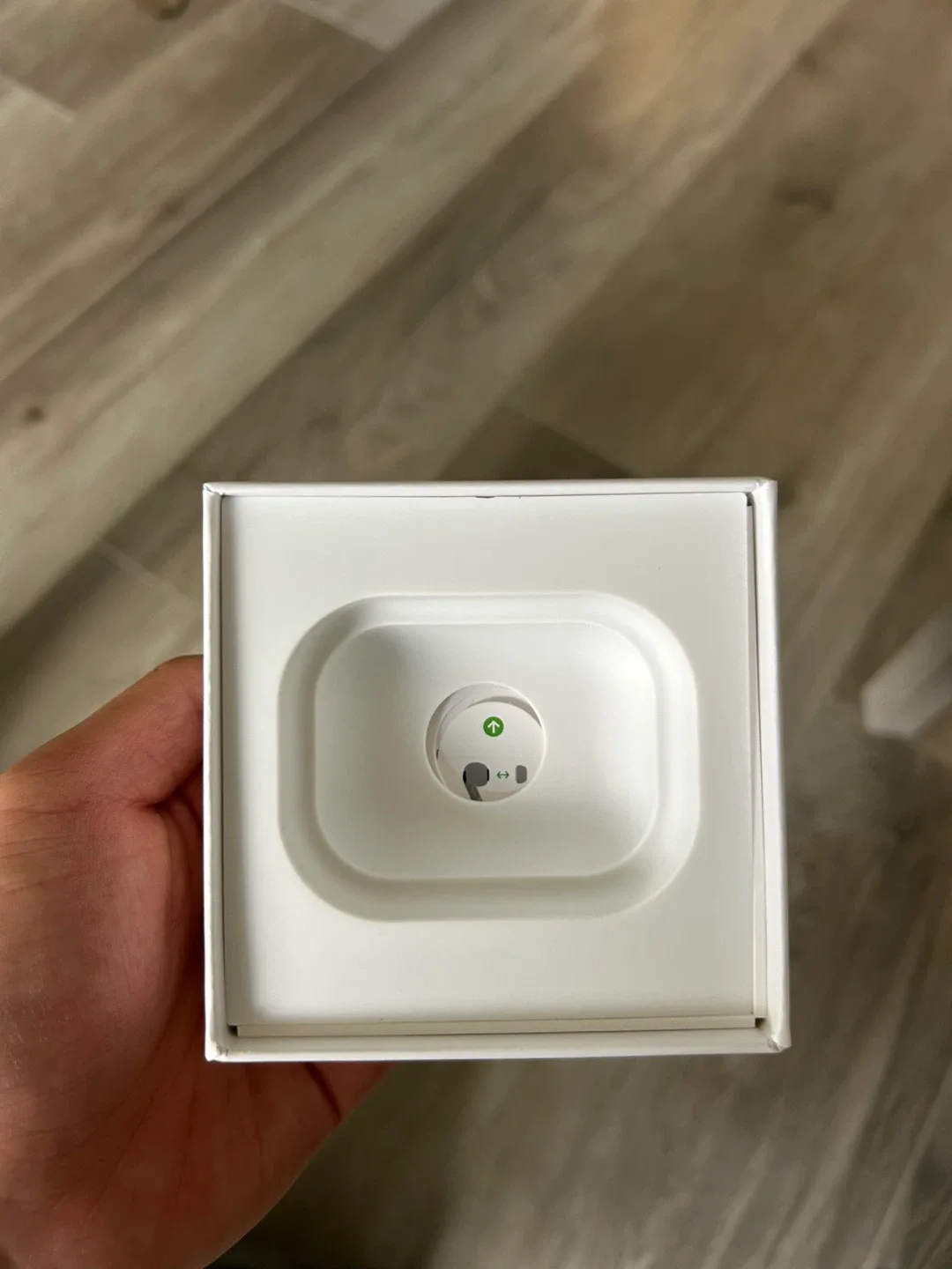 New Apple AirPods Pro 2nd Generation image indicator(3)