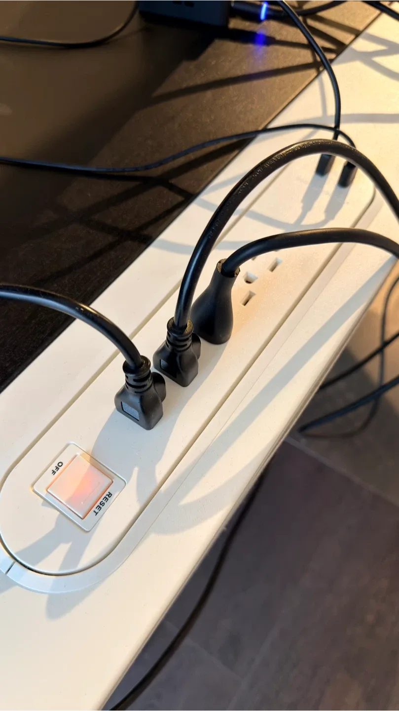 Office desk IKEA MITTZON image indicator(6)