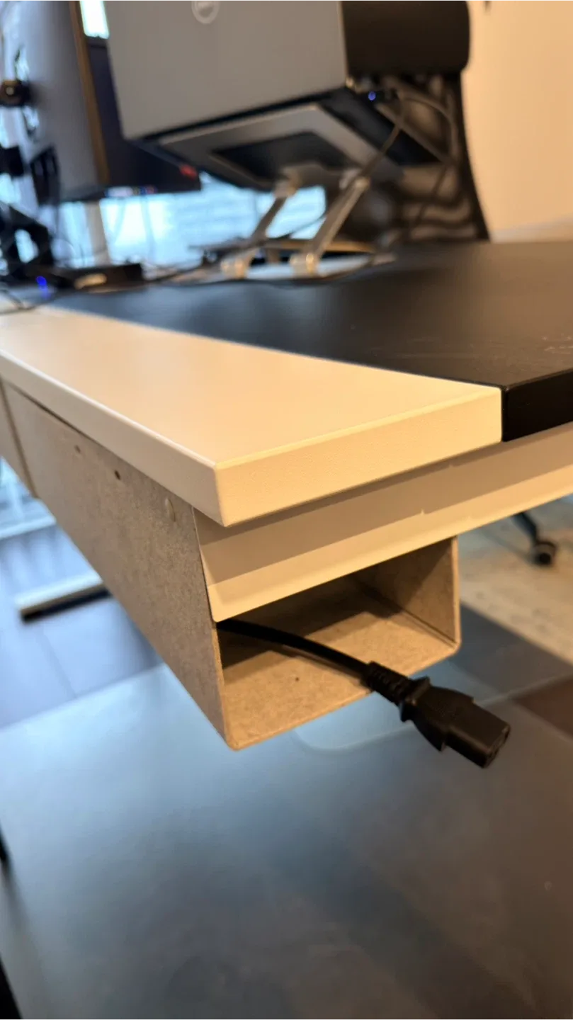 Office desk IKEA MITTZON image indicator(4)