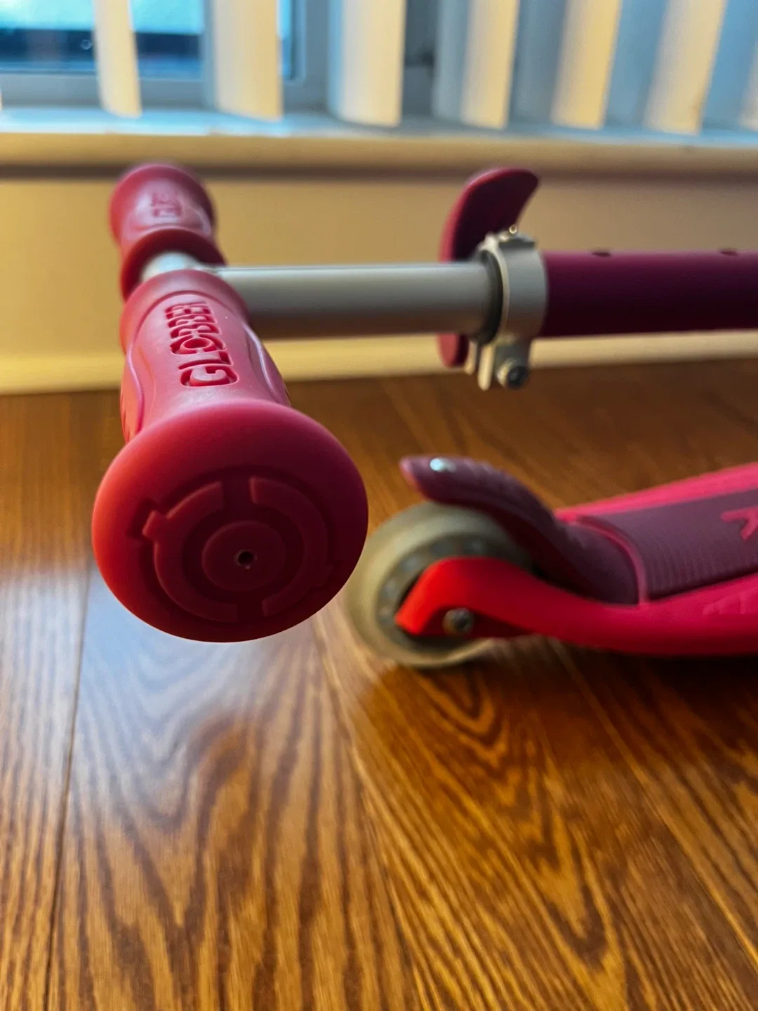 Globber Pink Evo 4 in 1 Scooter image indicator(3)