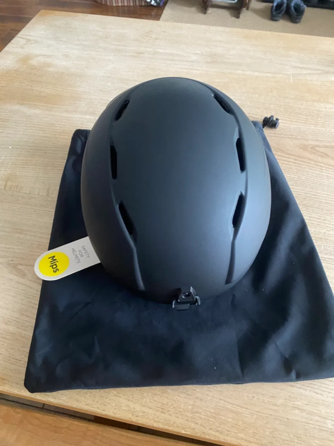 Bollé Black Ski Helmet with MIPS image indicator(6)