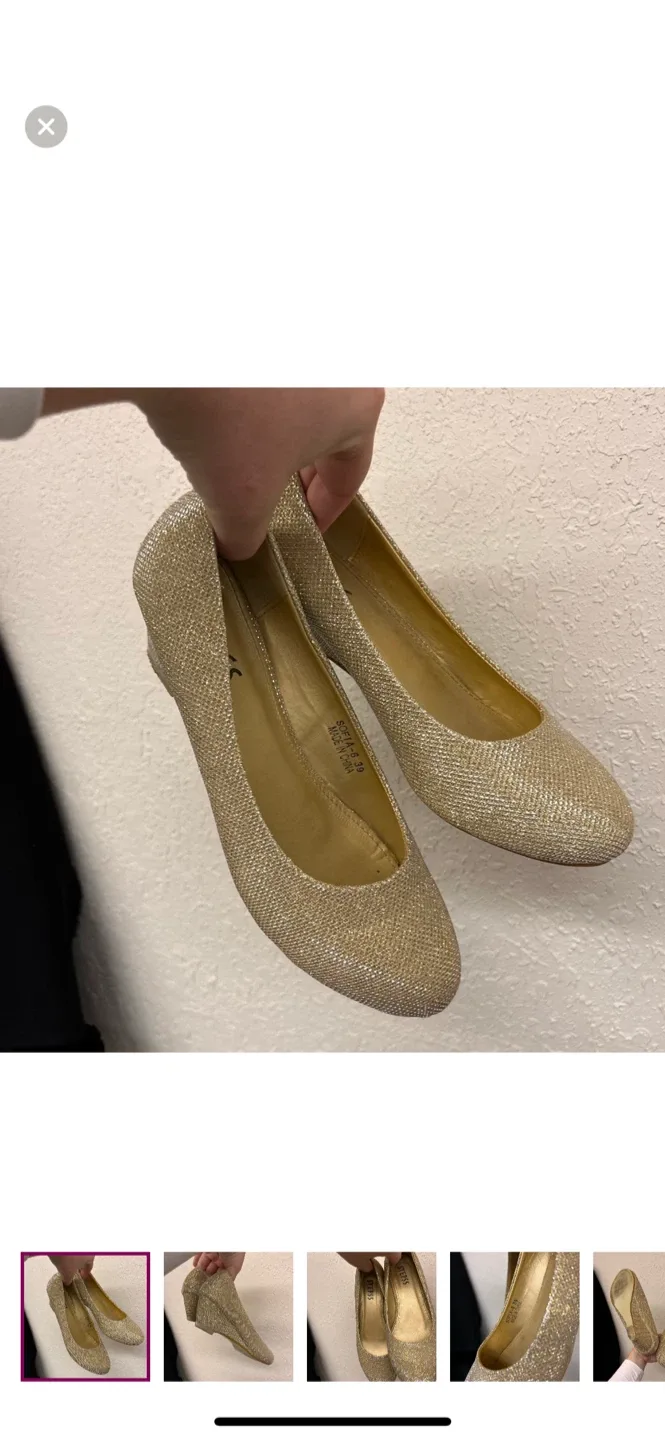 Steps Gold Glitter Wedge Shoes - Size 6