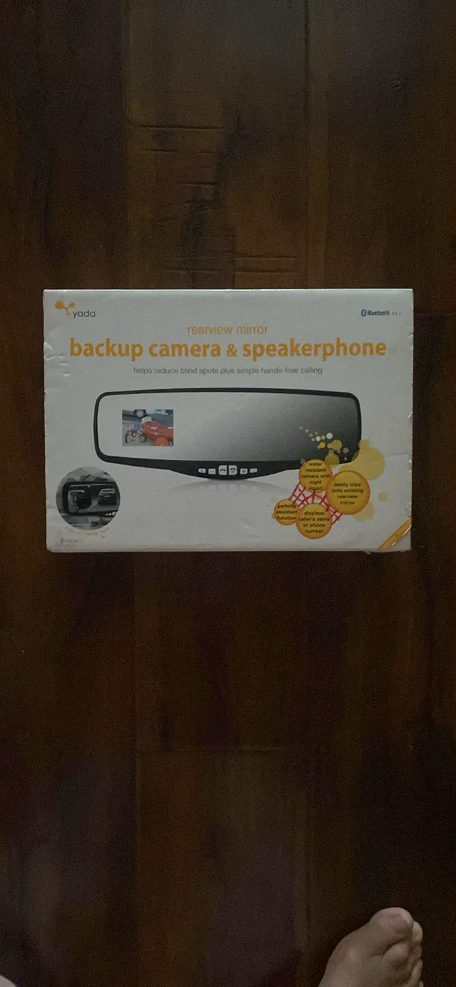 Yada Rearview Mirror Backup Camera & Speakerphone