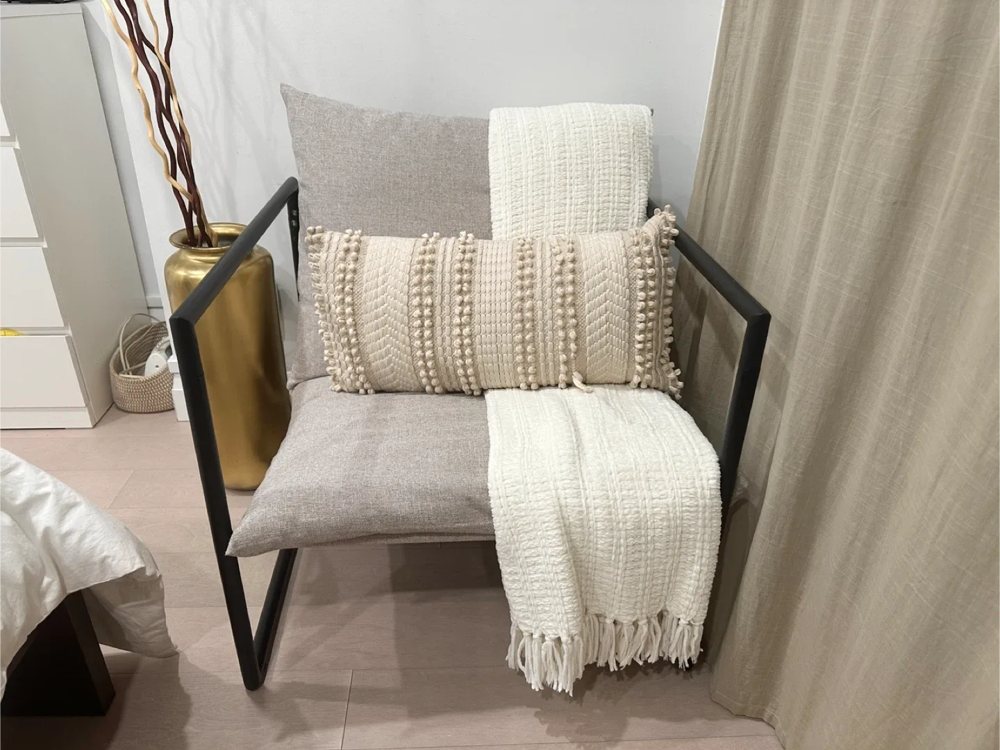 Zinus Aidan Sling Accent Chair - Oatmeal