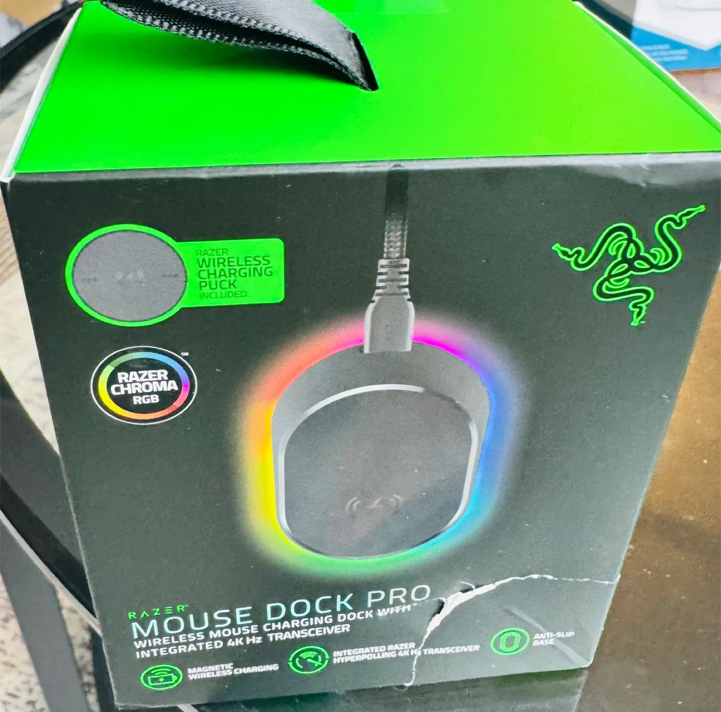 Razer Mouse Dock Pro - Wireless Charging Dock