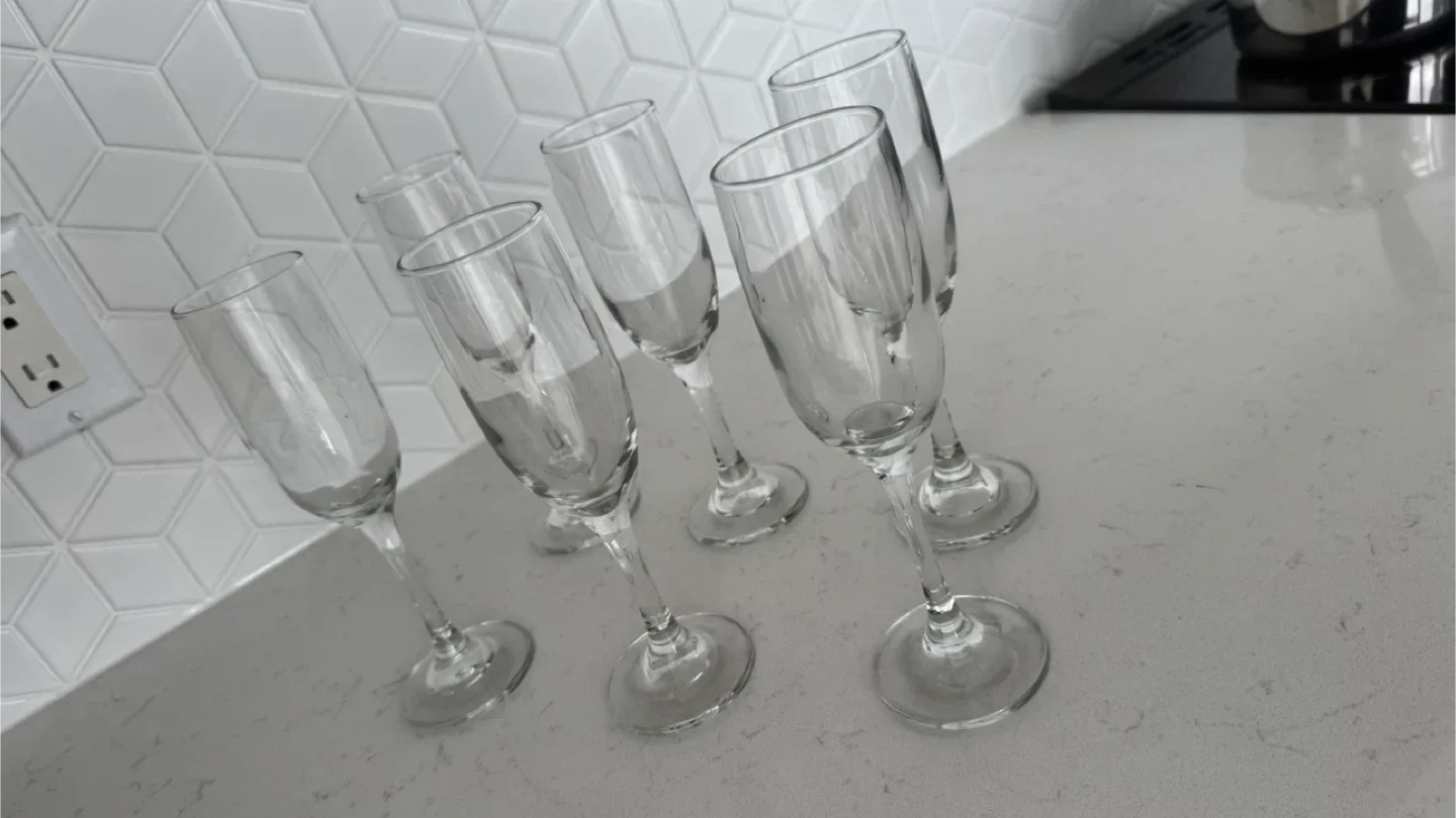 Champagne Flutes - Set of 6 image indicator(4)
