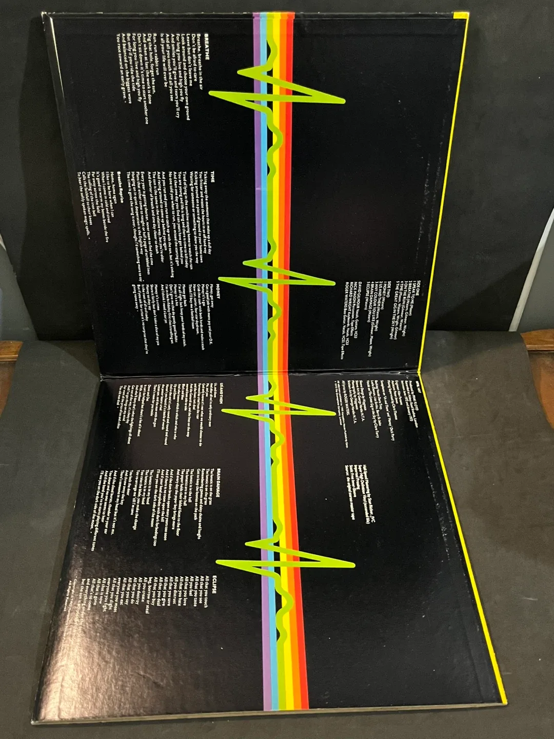 Pink Floyd Dark  Side of the Moon  master recording image indicator(3)