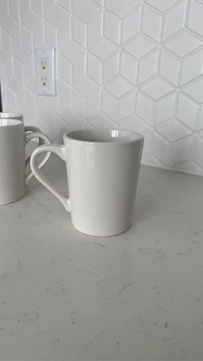 Set of 5 White Ceramic Mugs - photo 4