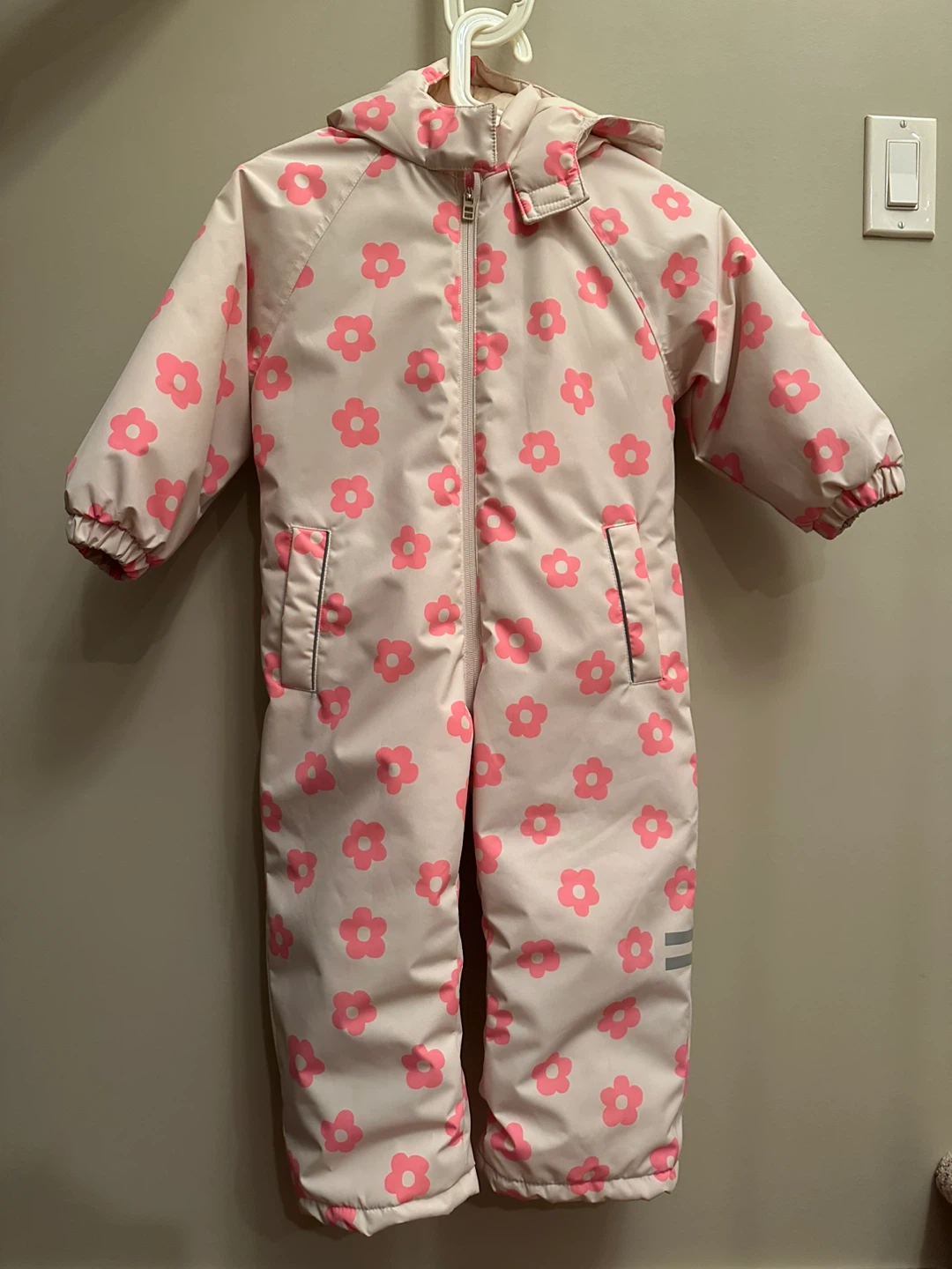 Zara Snowsuit - Pink Floral 4-5 year old