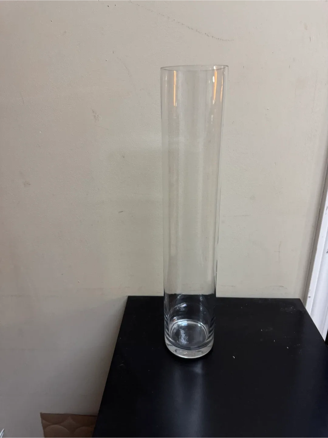 Home Decor Items - Chair, Plate, Kendal Device, Vase image indicator(7)