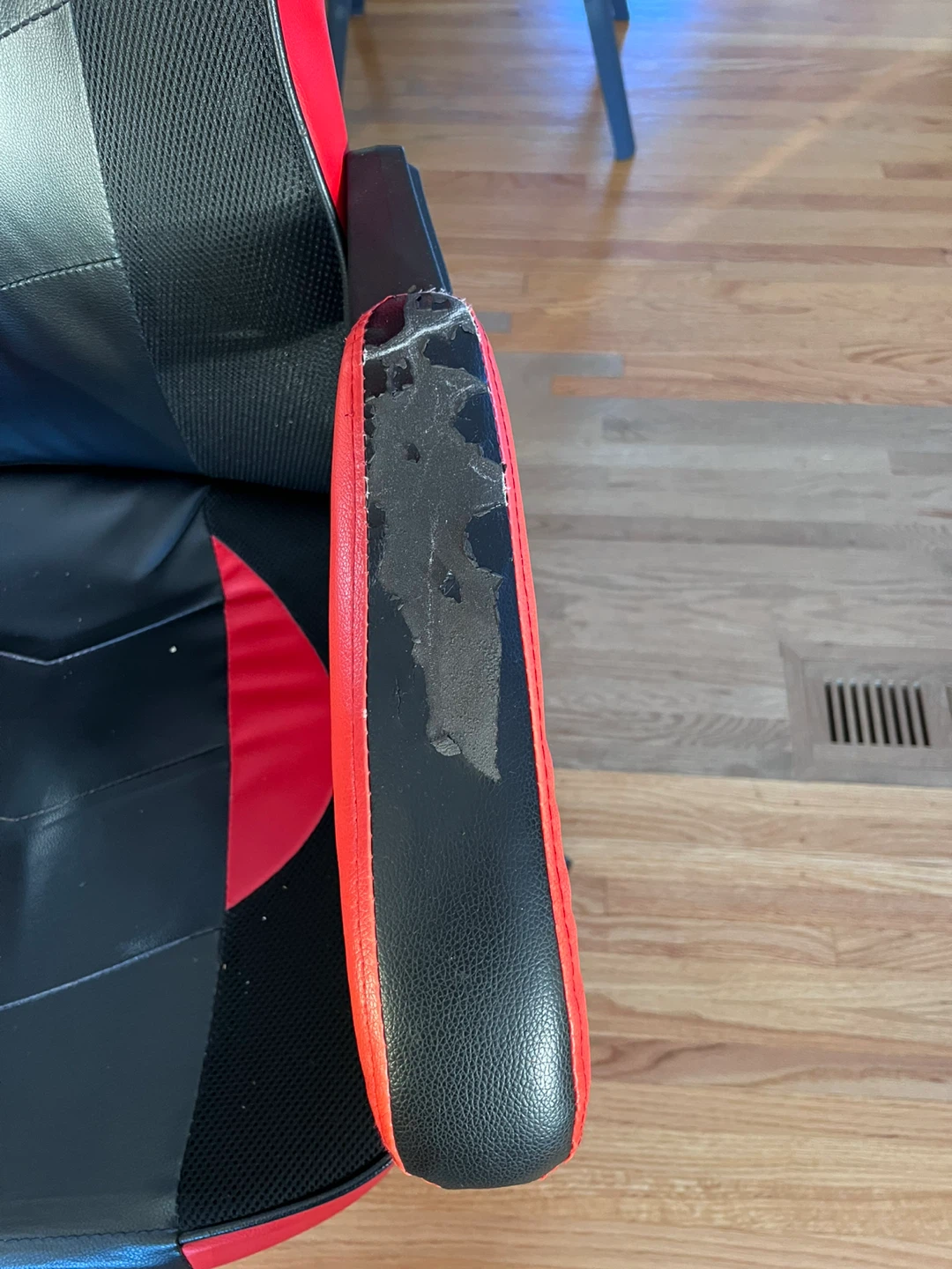 Red & Black Gaming Chair - photo 2