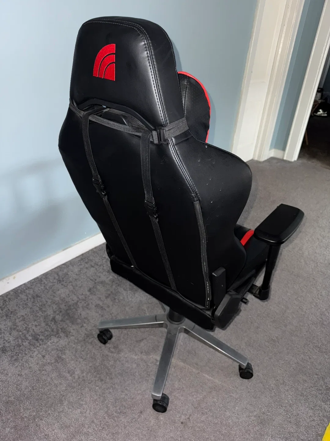Gaming Chair - Black and Red image indicator(3)