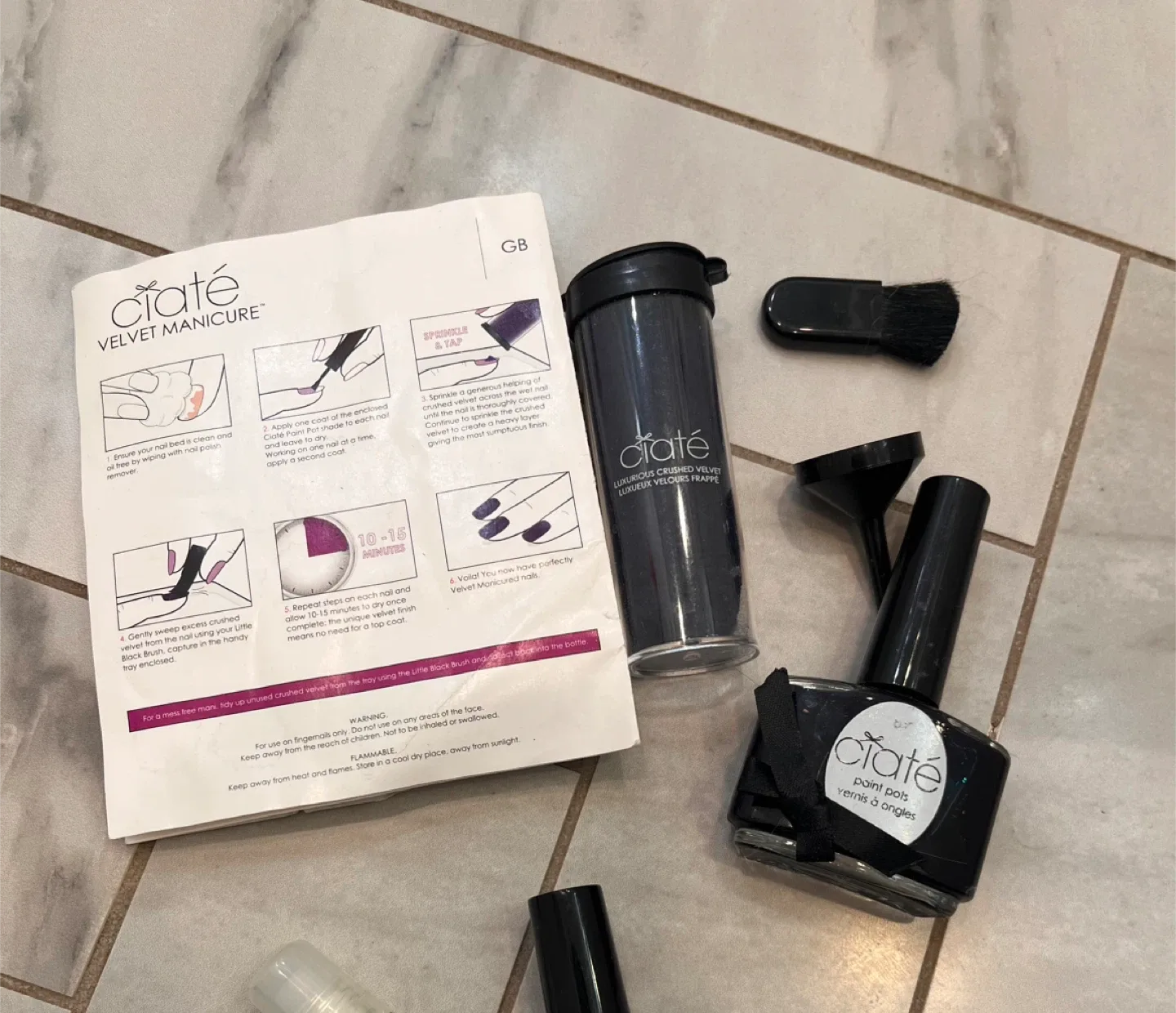 Ciate Velvet Manicure Set image indicator(2)