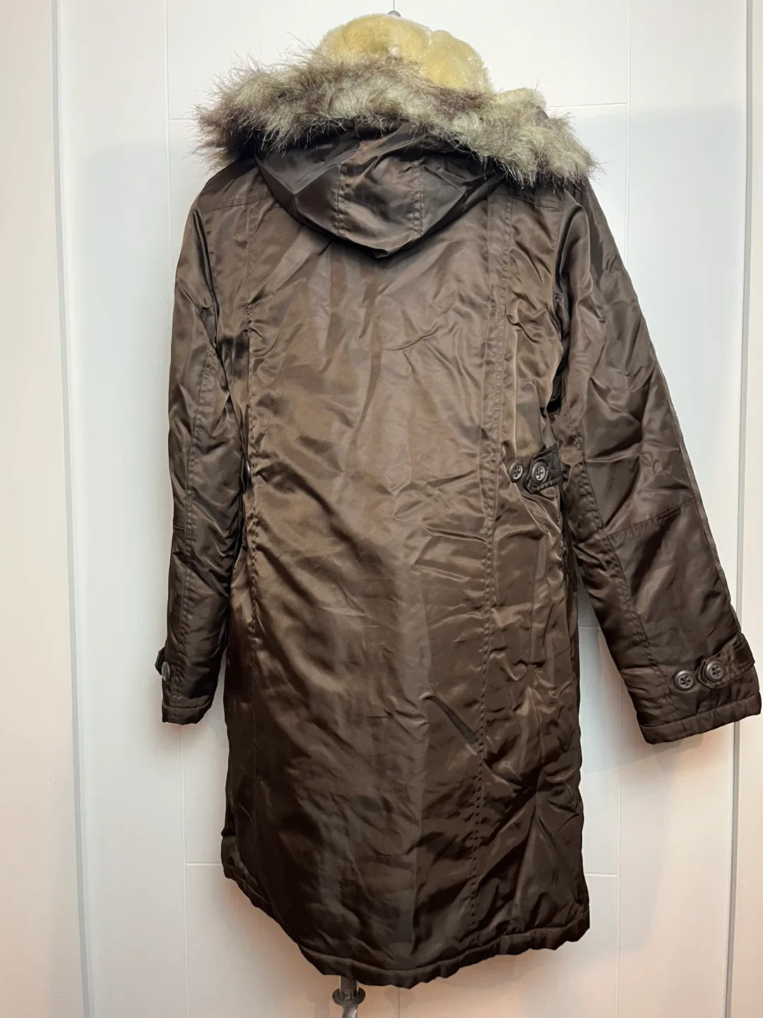 Le Chateau Brown Winter Coat XS image indicator(2)