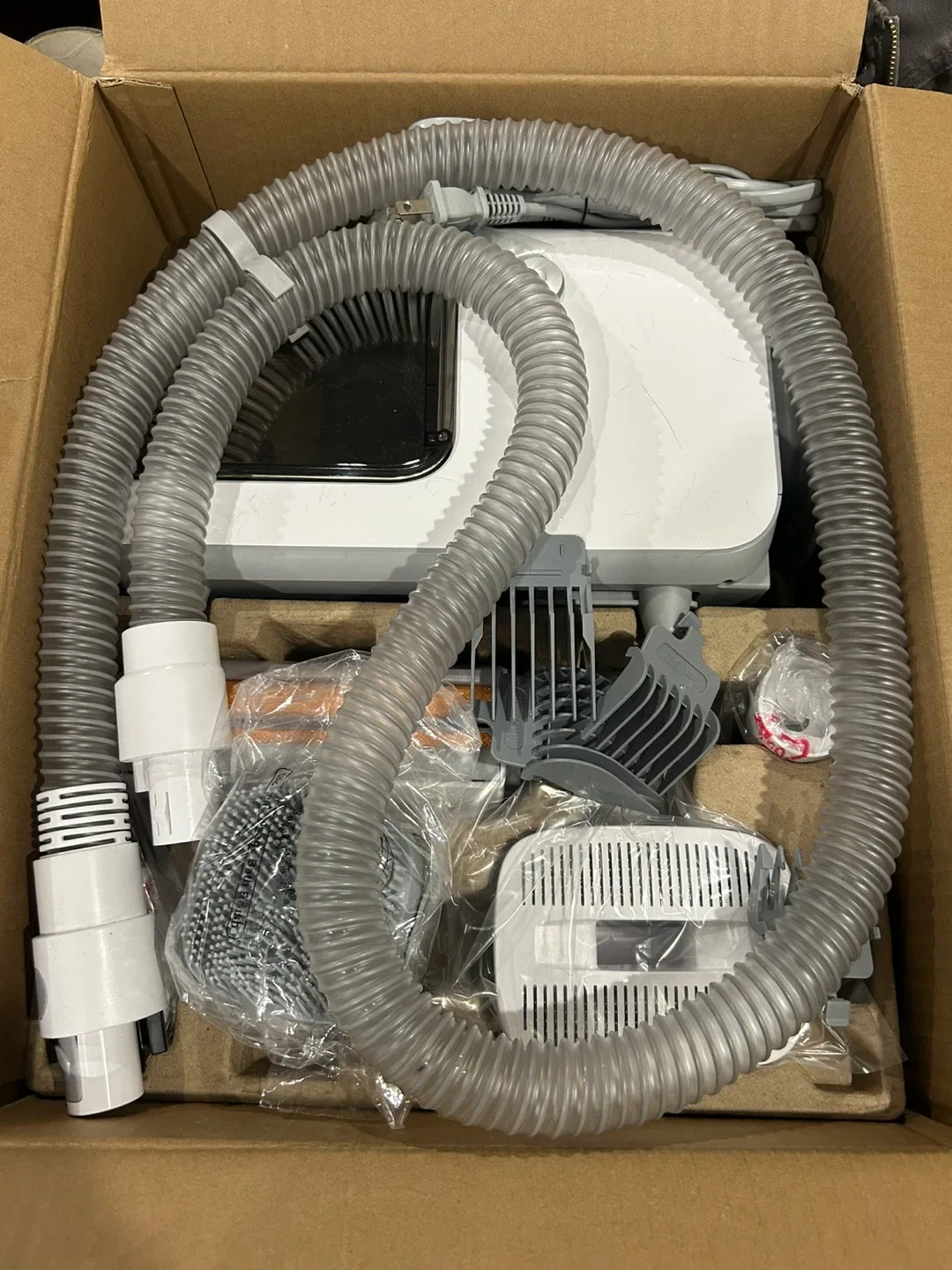 Bunfly Dog Grooming Kit & Dog Hair Vacuum image indicator(3)