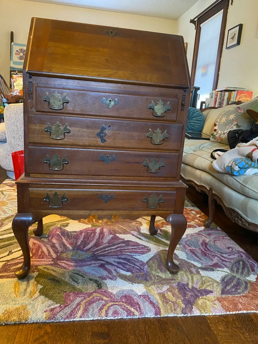 Small Vintage desk $150 image indicator(6)