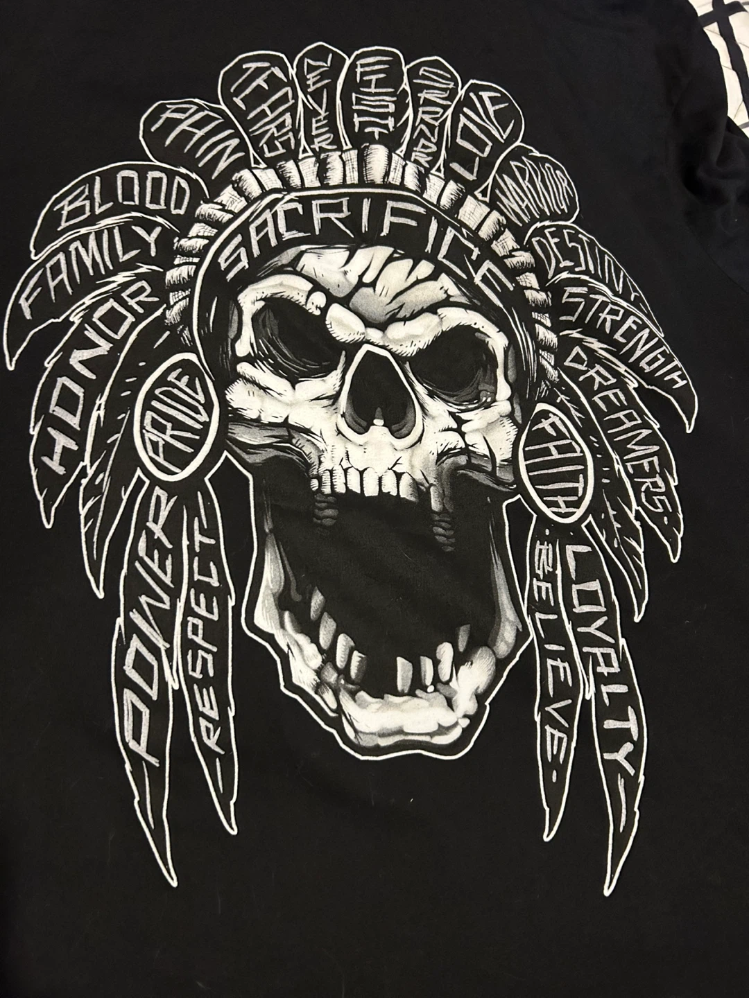 Hybrid Skull Graphic T-Shirt - Size L