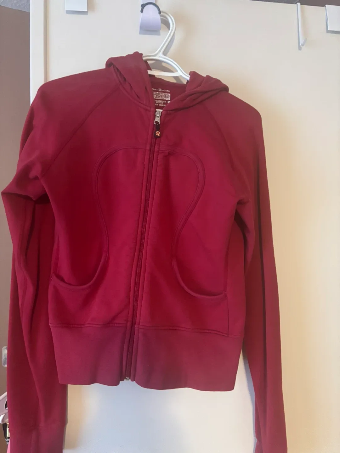 Lululemon Scuba Hoodie - Size M
