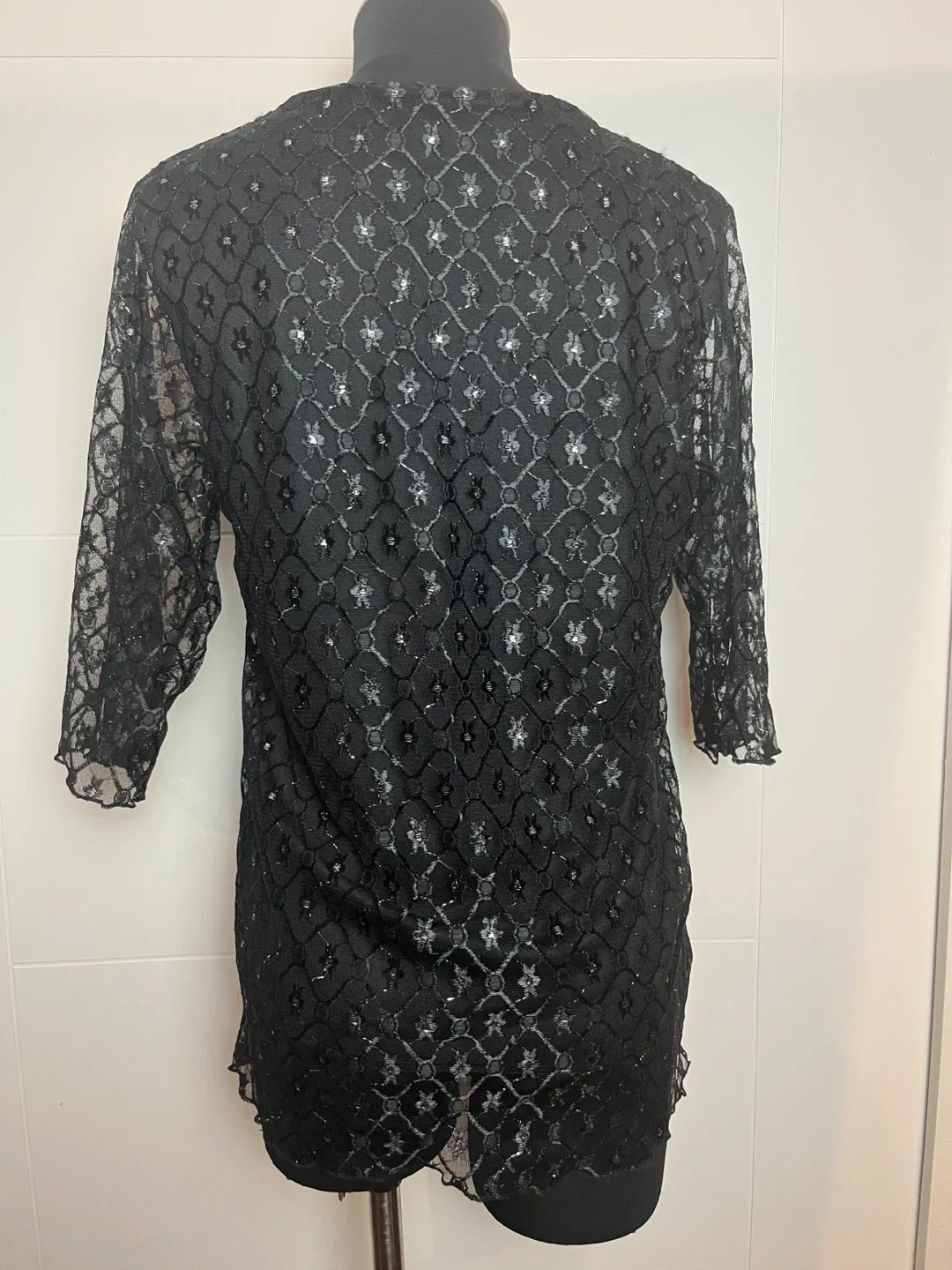 Black Lace Top Size S image indicator(2)