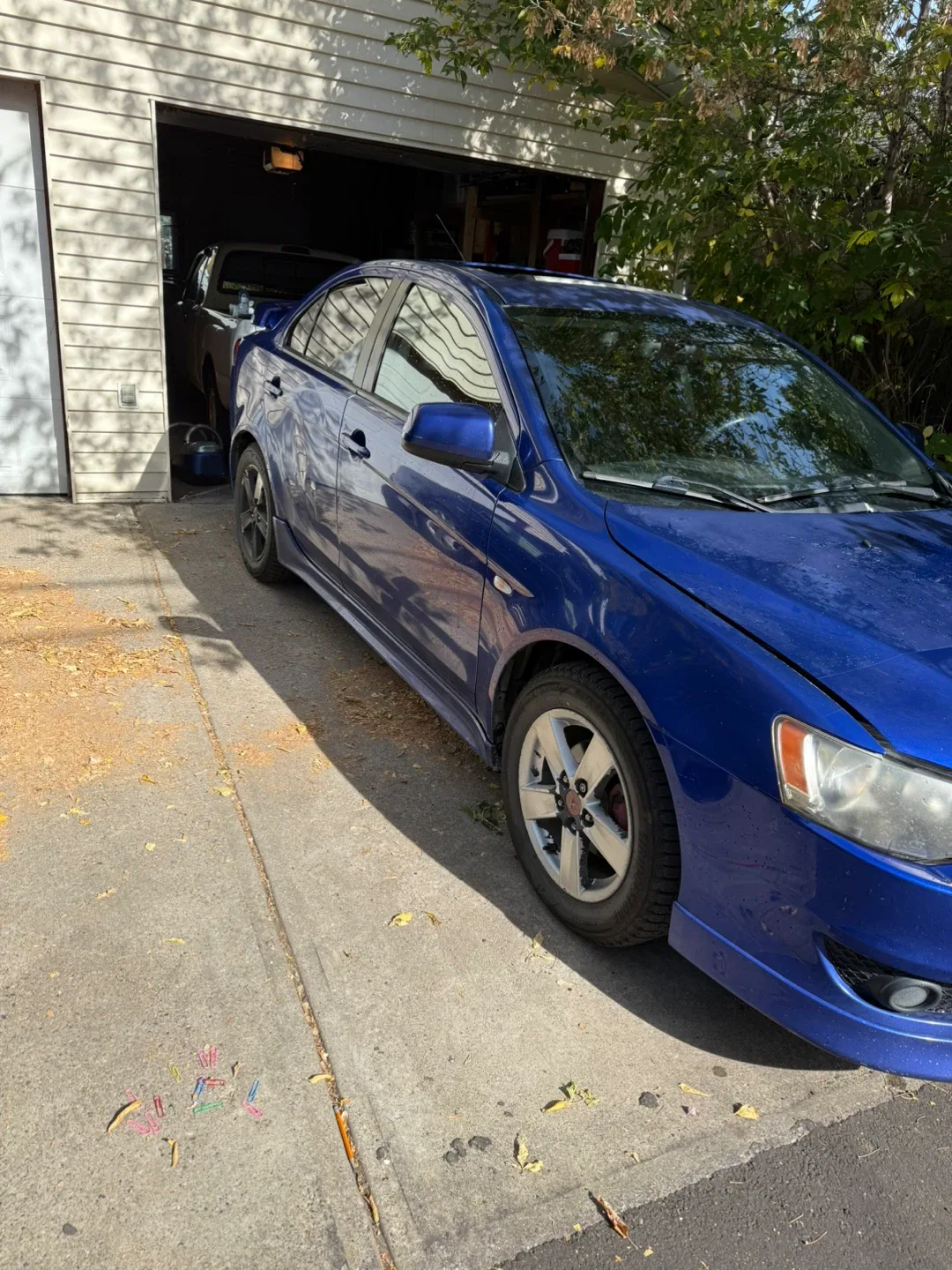 Blue Mitsubishi Lancer image indicator(4)