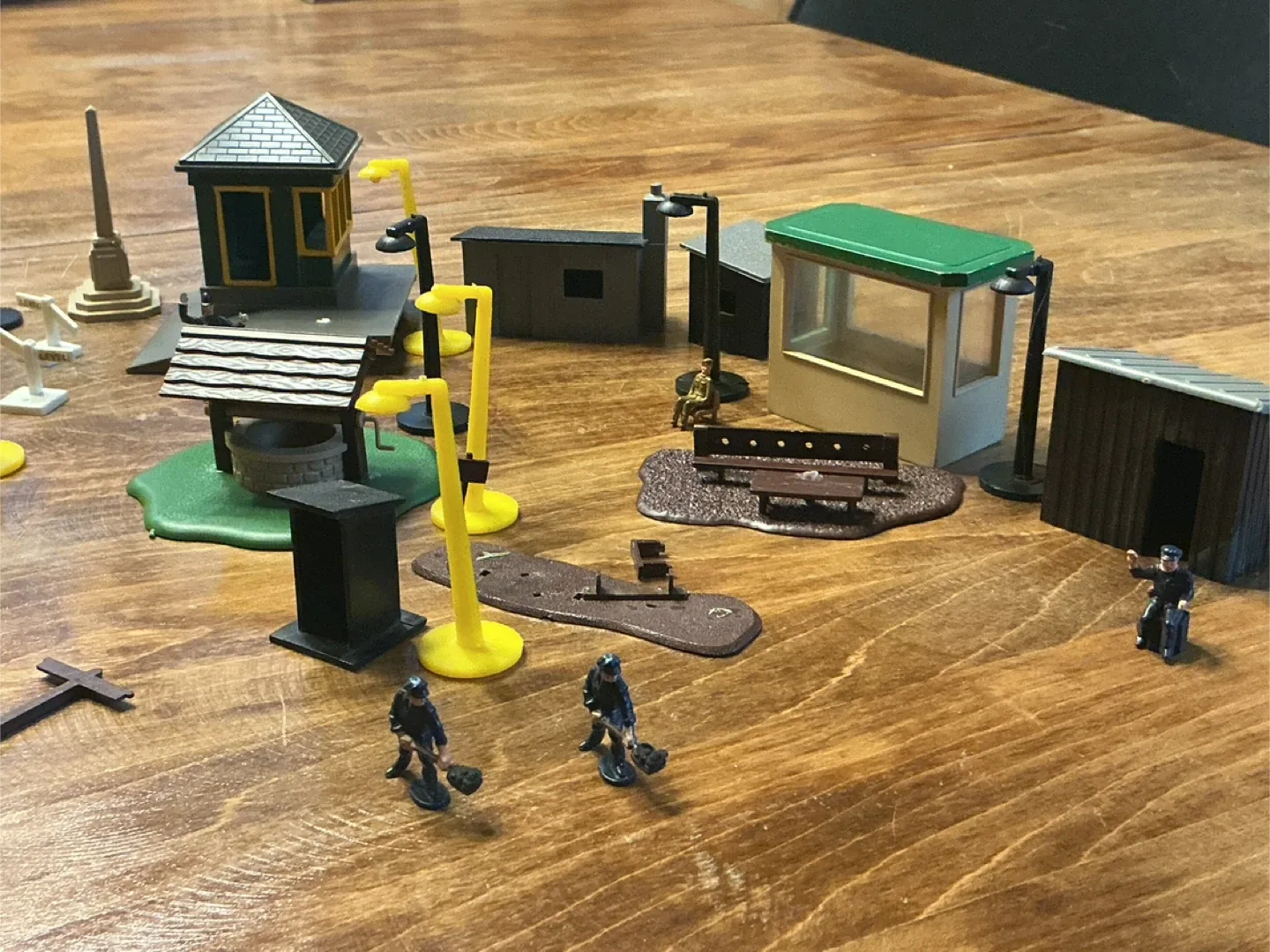 Lots o’ Vintage Toy Train Station Accessories ! image indicator(7)