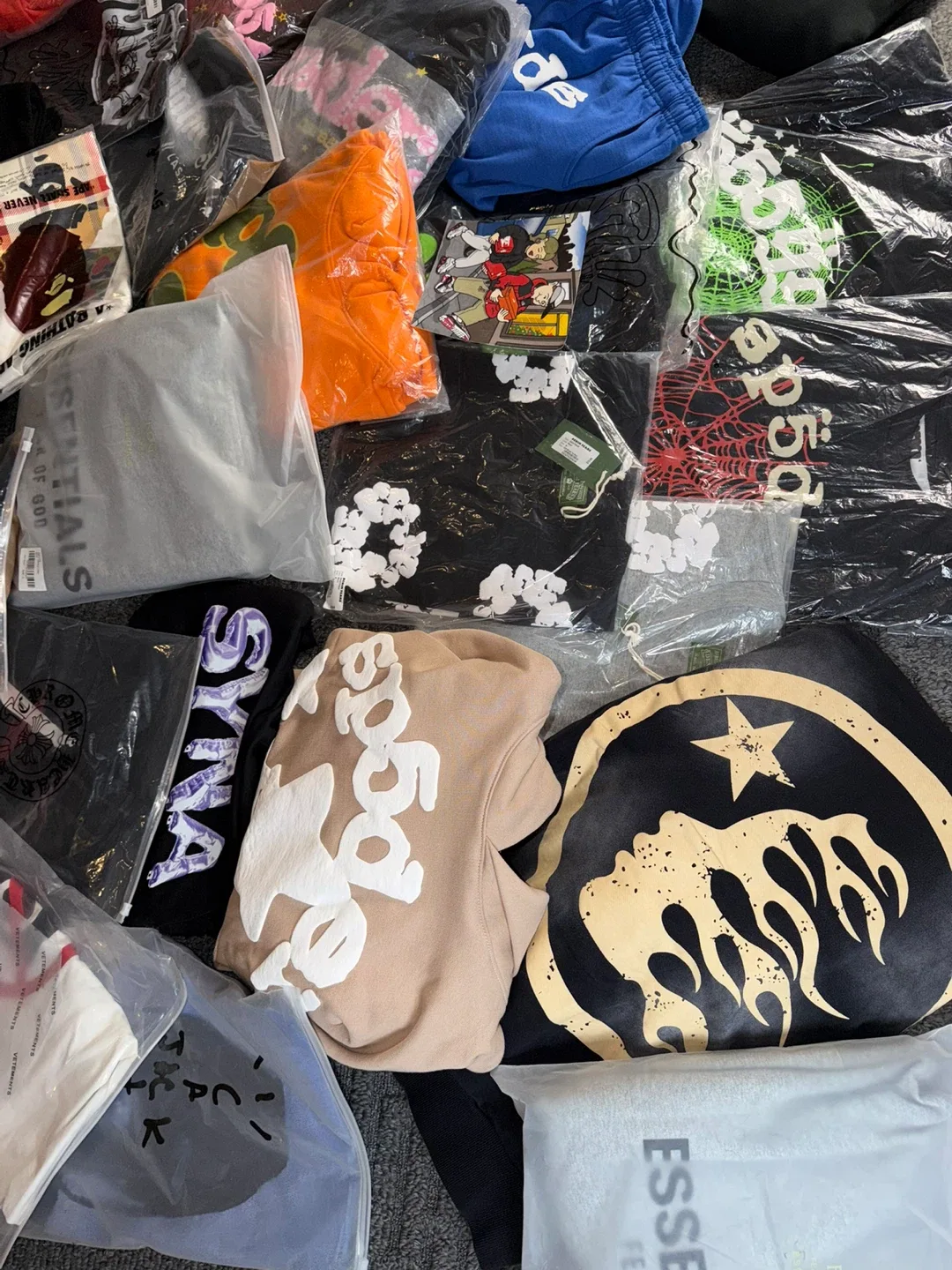 New Sp5der Bape Denim Tears Chrome Hearts Stussy HellStar image indicator(4)