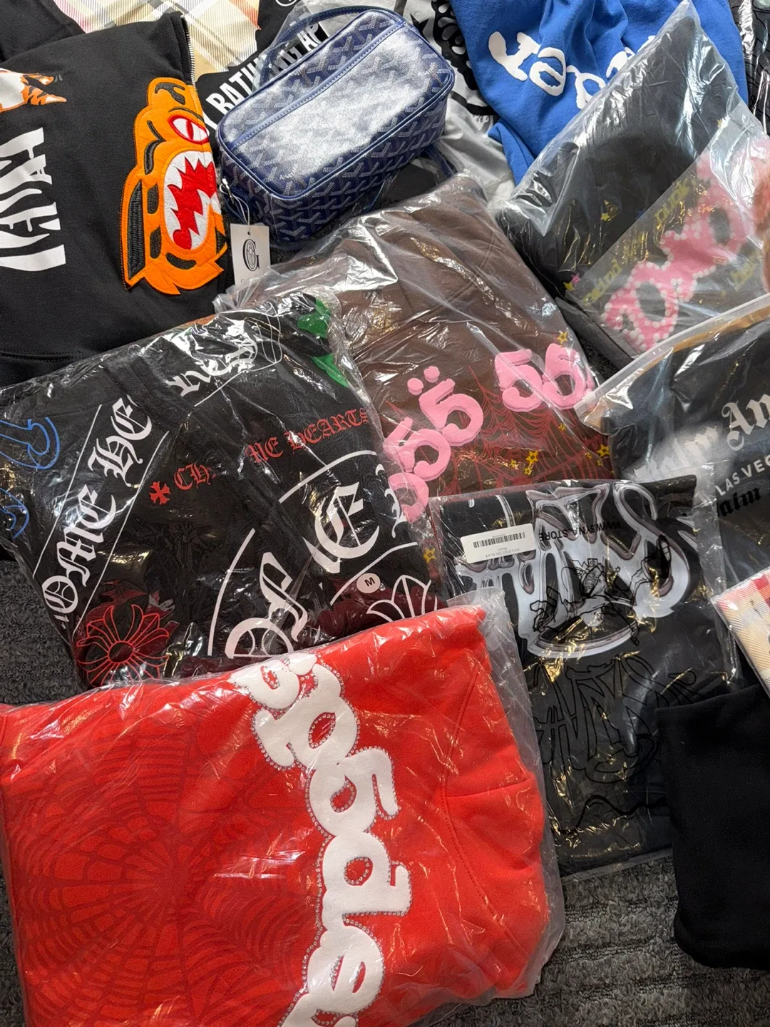 New Sp5der Bape Denim Tears Chrome Hearts Stussy HellStar image indicator(2)