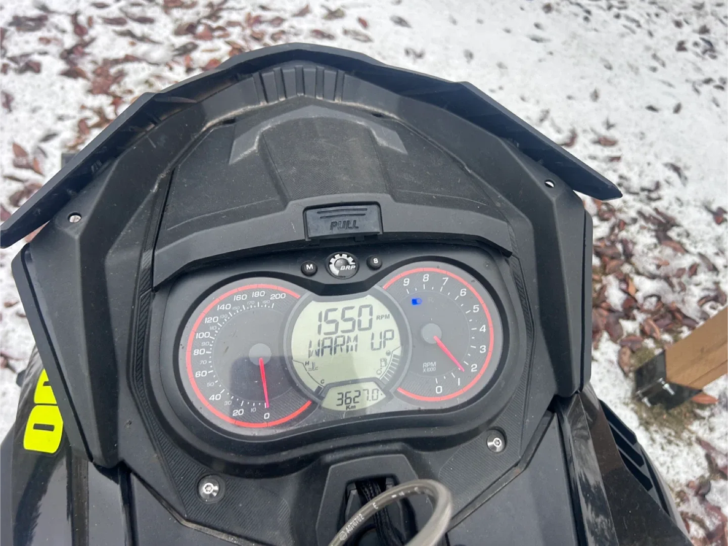 2014 Ski Doo 800 summit x 163 image indicator(9)