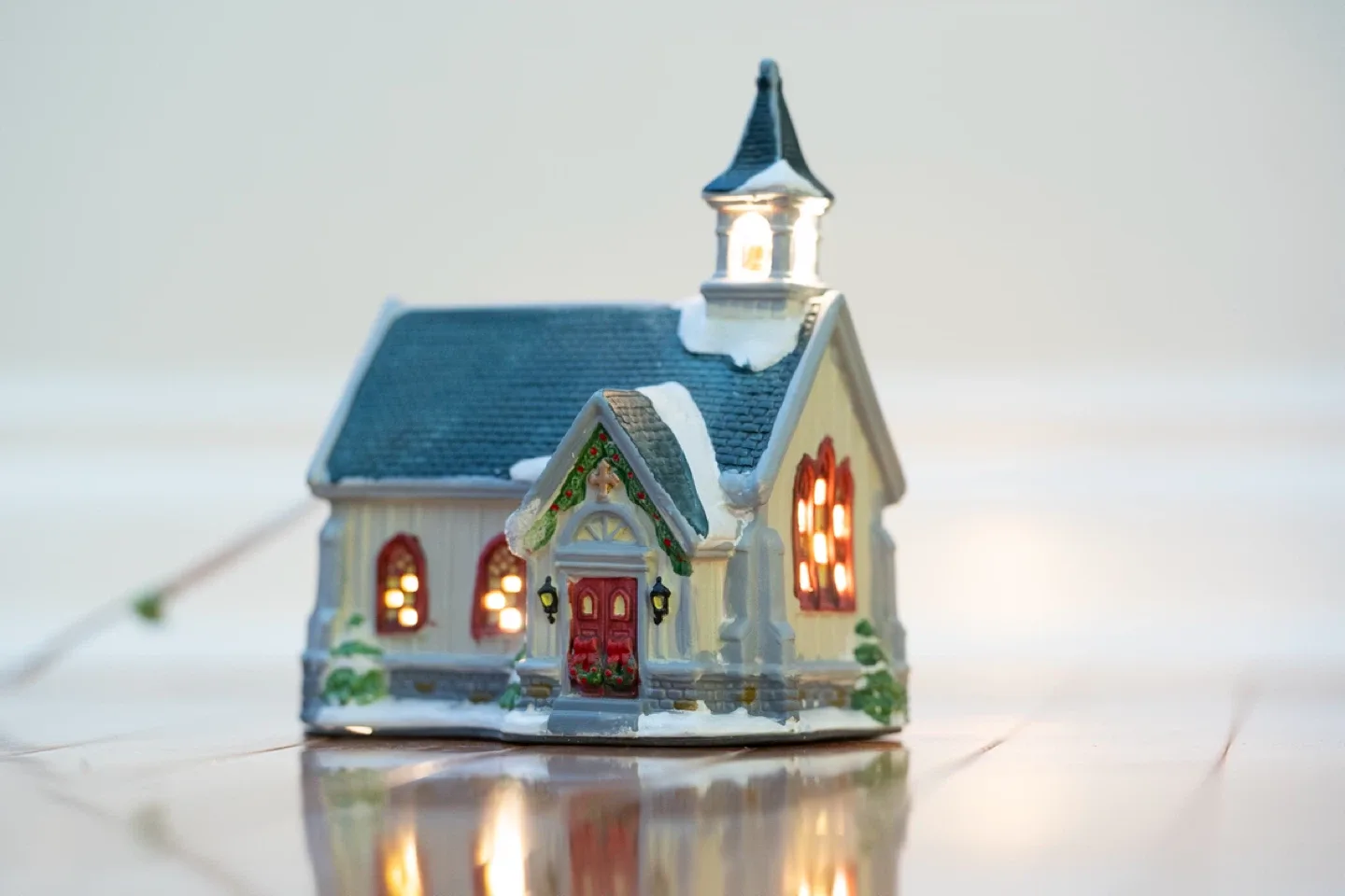 Porcelain Christmas Village Collection image indicator(5)