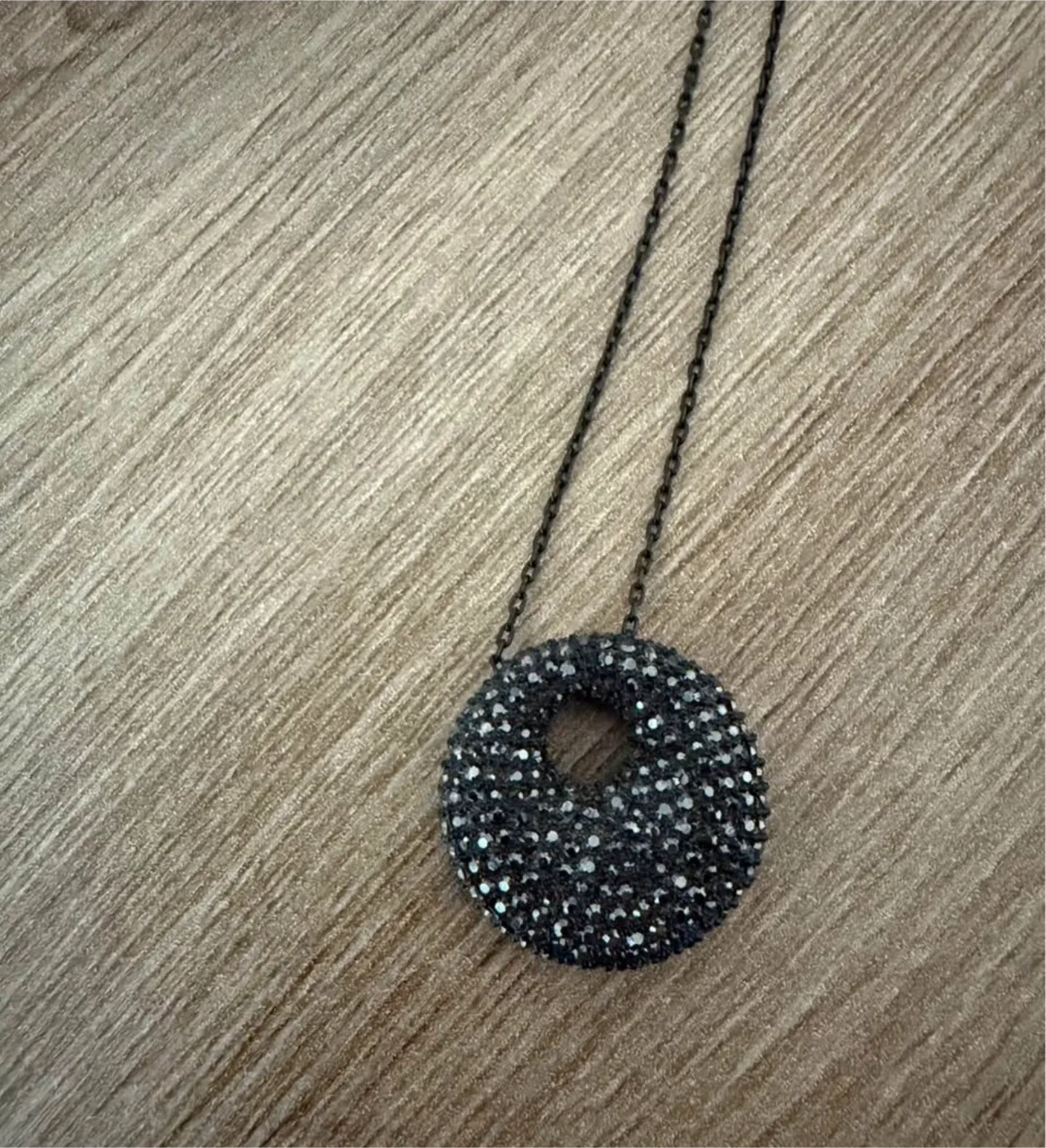 Swarovski Black Circle Pendant Necklace image indicator(2)