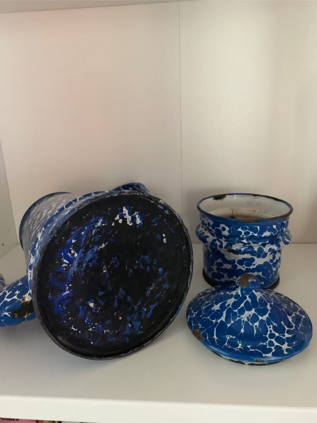 Vintage Enamel Coffee Pot Blue and White Splatter image indicator(5)