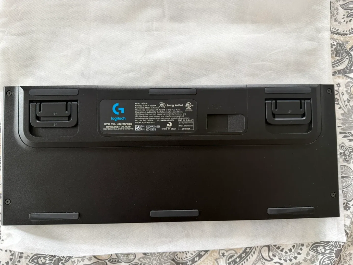 Logitech G915 TKL Tenkeyless Keyboard image indicator(3)