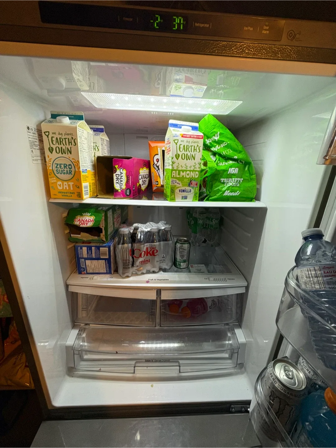 LG Stainless Steel Refrigerator & Freezer image indicator(8)