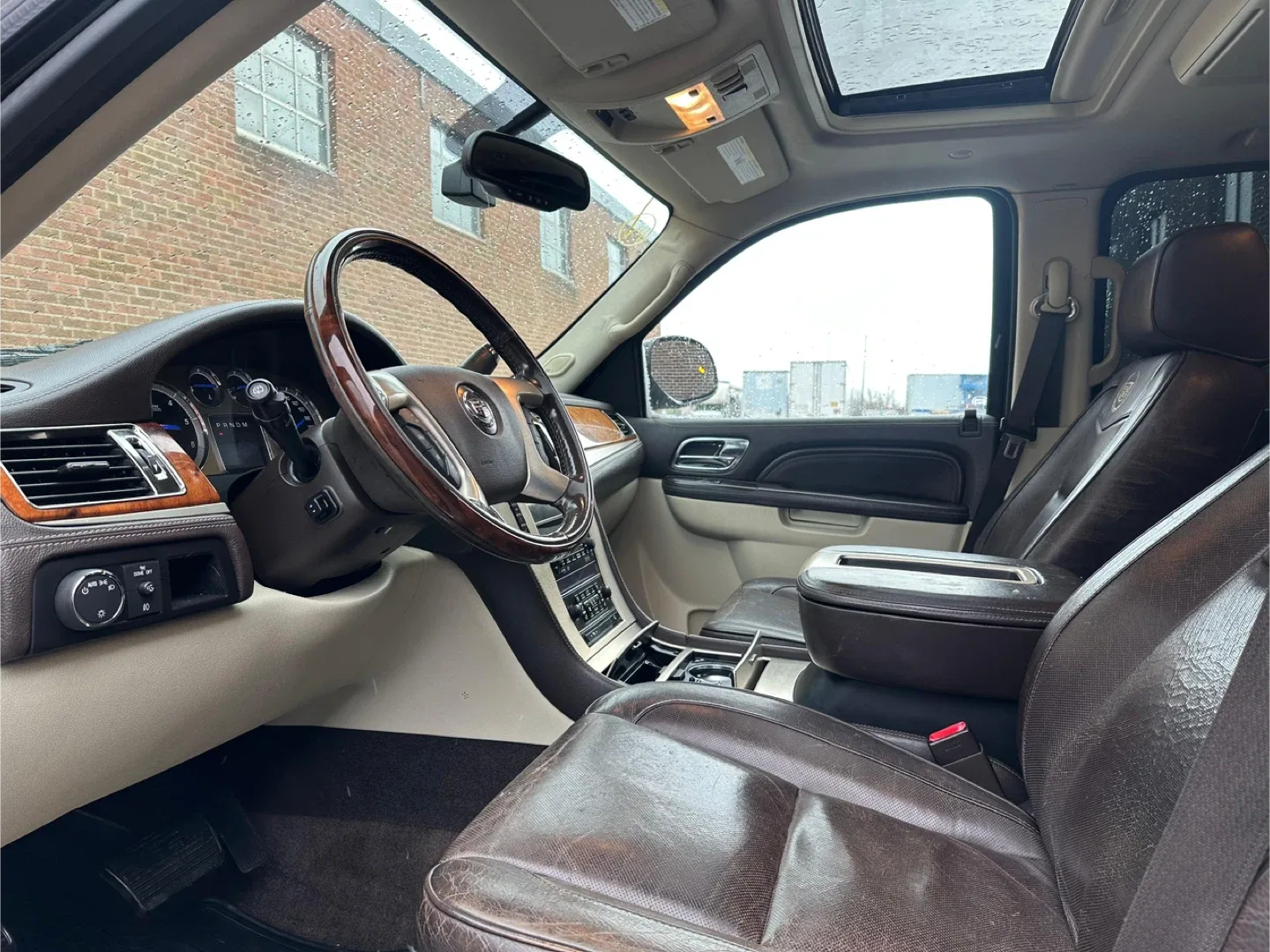 2013Cadillac Escalade ESV Platinum image indicator(8)