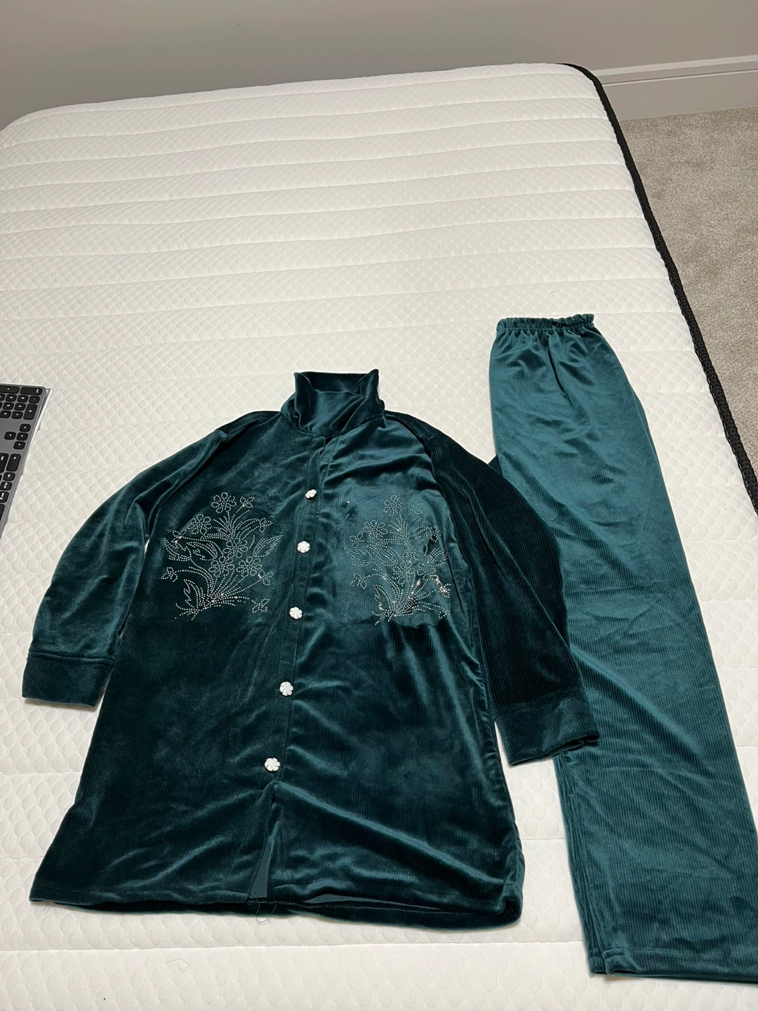 Green Velvet Lounge Set